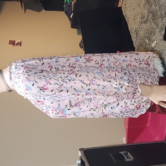 Wonderly Petite Smocked Neck Printed Peasant Top - Picture 6 of 6